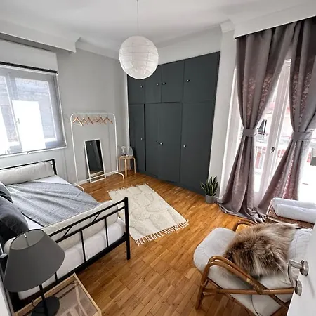 Διαμέρισμα Spacious 82 M2 Two Bedroom Classy Near Center *