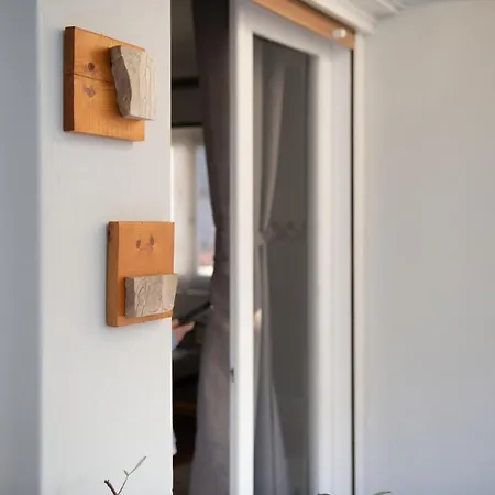 Διαμέρισμα Spacious 82 M2 Two Bedroom Classy Near Center